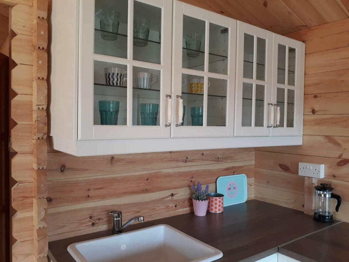 Cyprus Glamping Park Hotel Agios Theodoros Exterior foto